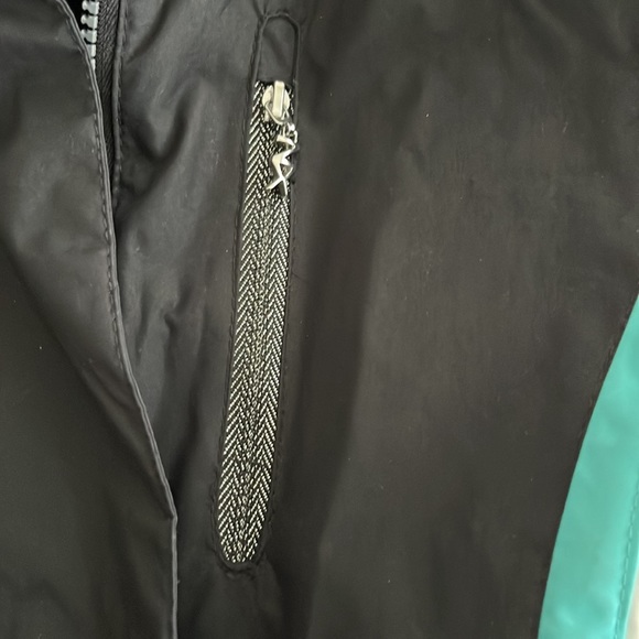 Women’s 2-in-1 Winter Jacket - Picture 4 of 13